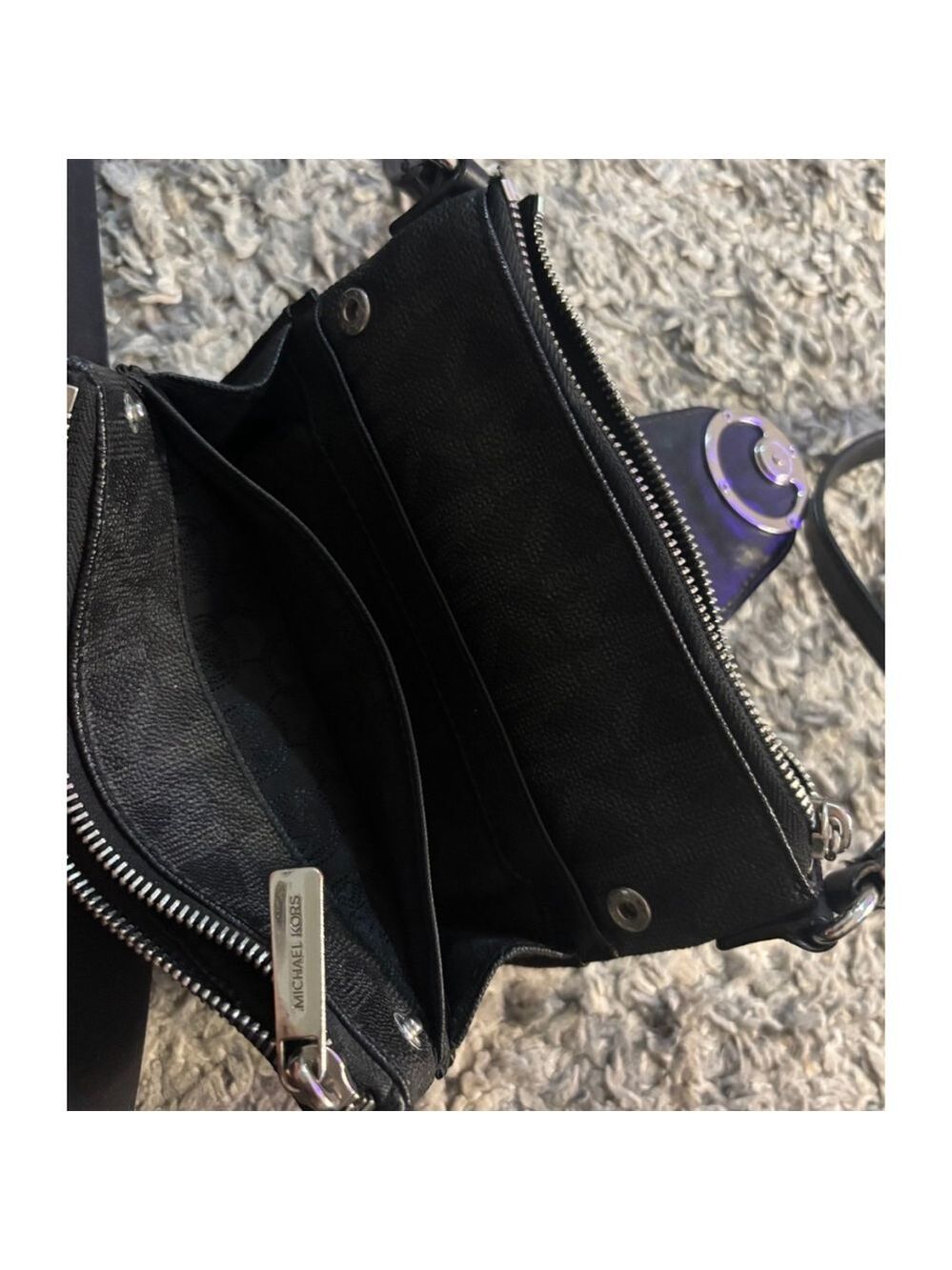 Michael Kors Crossbody Bag - Picture 5 of 7
